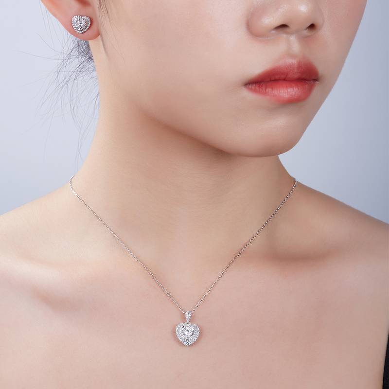 豪镶心形S925银镀白金MoissanitePendantStud Earring套装